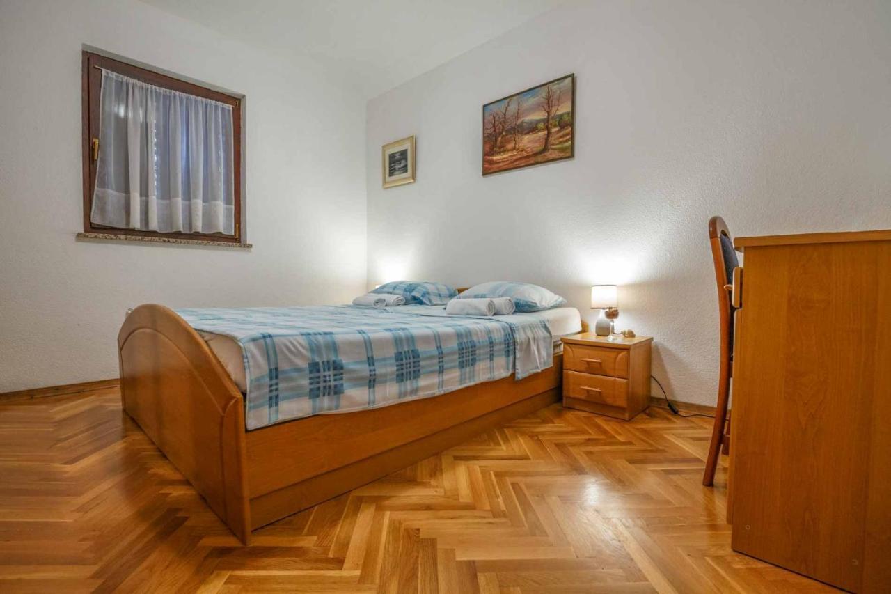 Apartman Mauro Malinska Exterior foto